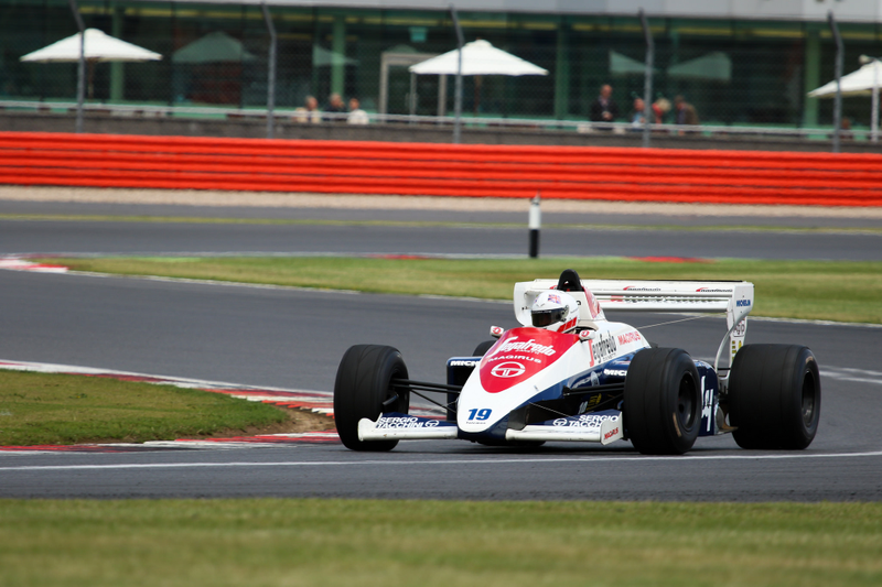 Illustration for article titled Ogle At The Best Cars Racing At The Silverstone Classic